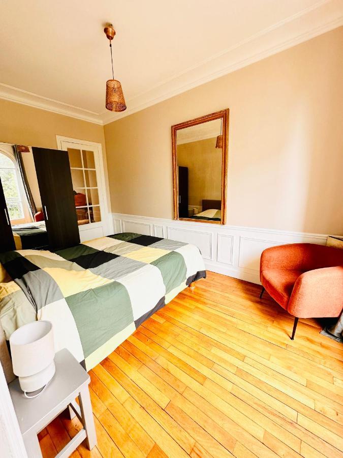 Cosy Appartement Avec Vue Tour Eiffel Paris Exterior photo